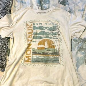 White Vintage Shirt. Size: Large (12-14)